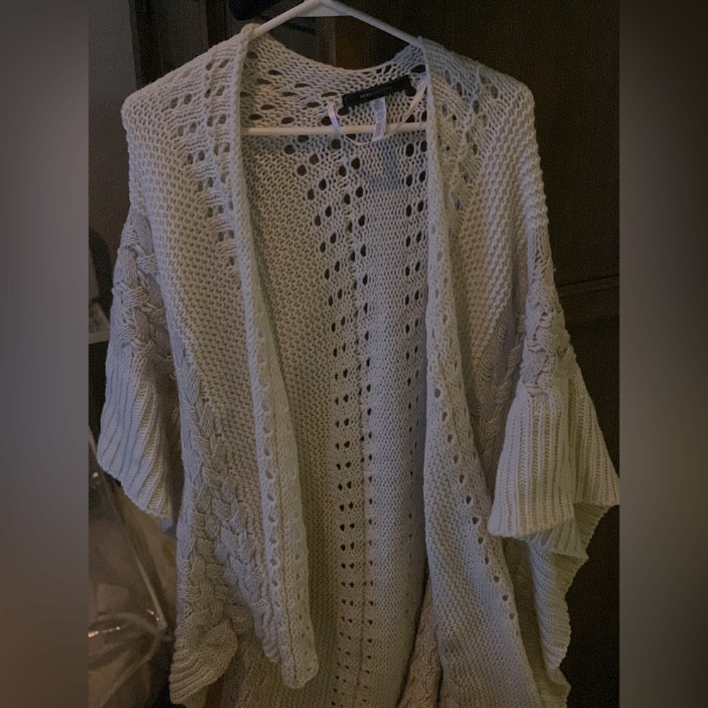 Shaw wool knit